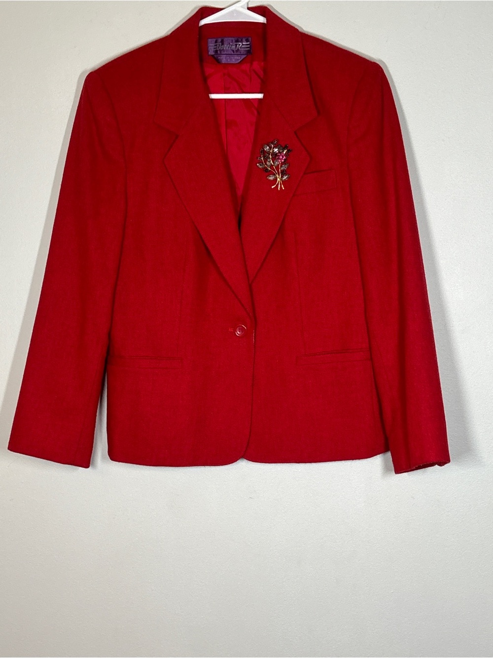 Dotti Red Single-Button Tailored Blazer with Brooch